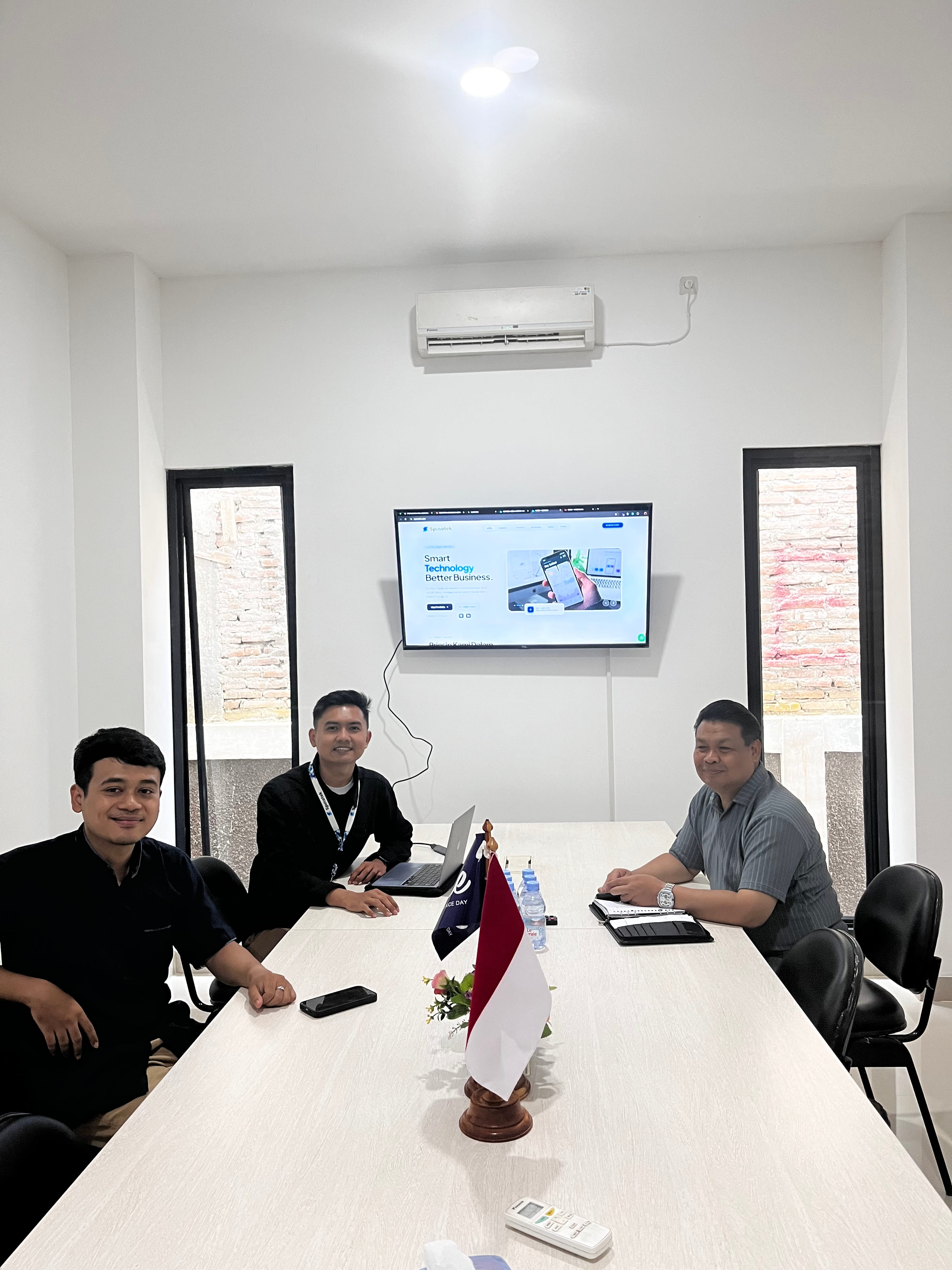 HRIS + Live Tracking Presentation at PT Solo Gren Foodindo